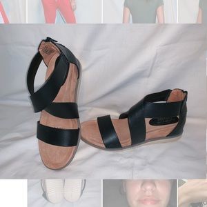 Black strappy sandals